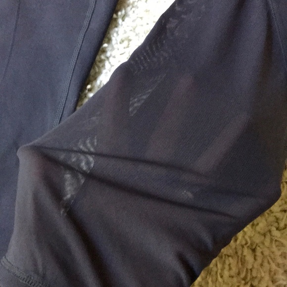 Fabletics Polly Capri ll Workout Leggings w/ Mesh - Picture 3 of 9